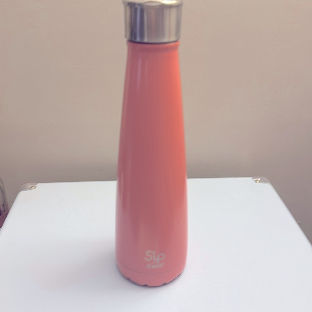 Sip by Swell 16oz water bottle